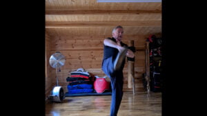 Garn Sau kick Tan Sau